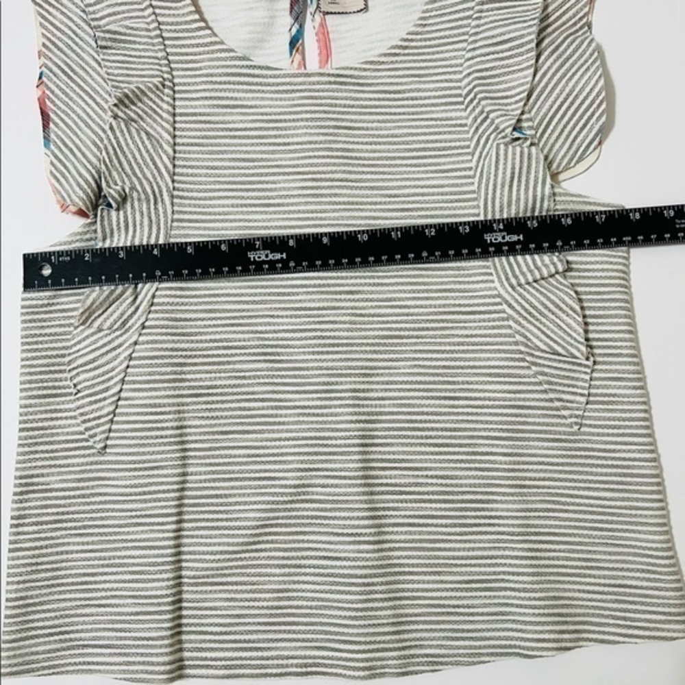 Anthropologie Postmark Gray & White With Ruffle Top Size XS - Picture 4 of 6